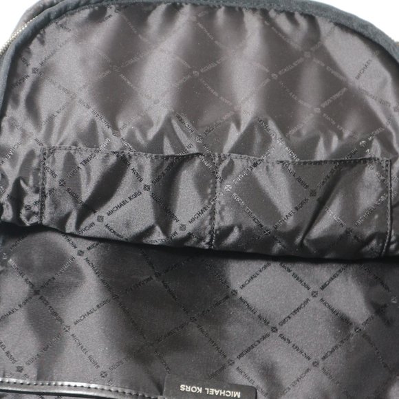 Michael Kors Winnie Large Quilted Backpack  Black main image 4